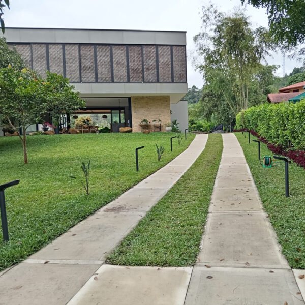 Jardinera Solar DELTA - Image 3